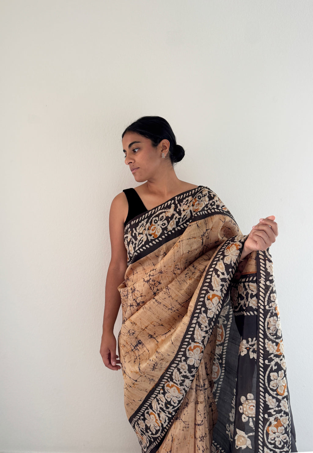 Pre-Order in Dhoop Chhaon